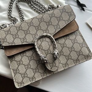 Gucci Dionysus Shoulder Bag